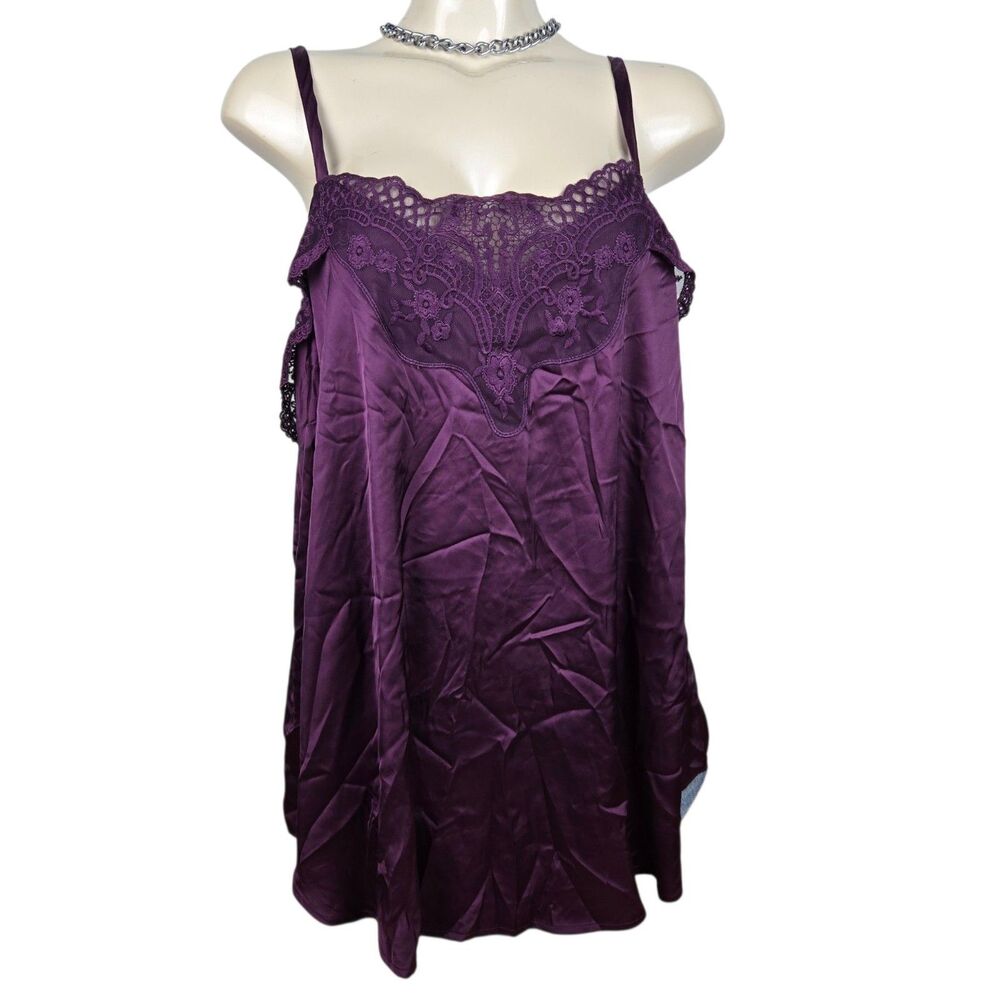 Torrid Sophie Cami Top 2 (2X) Purple Satin Lace Neckline Whimsigoth Coquette Y2K